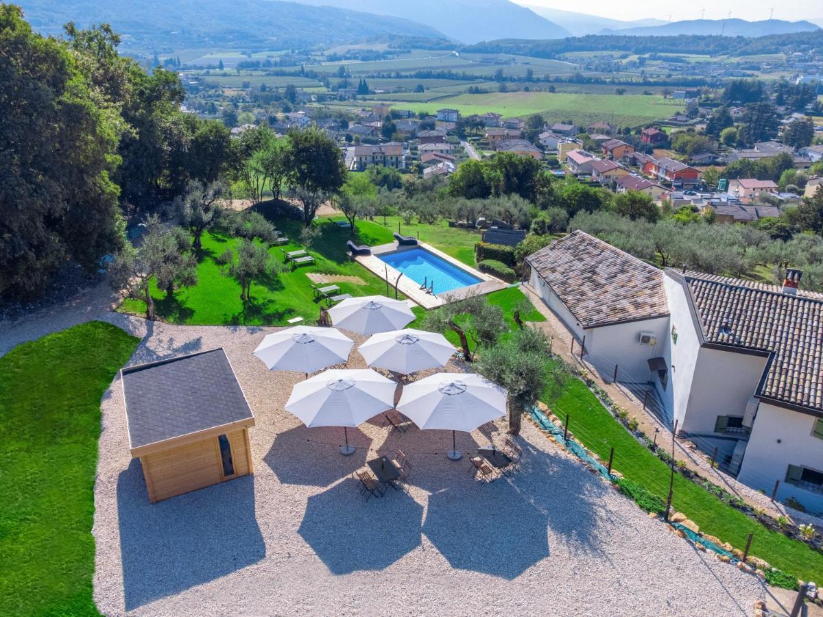 Agriturismo Maison 1933 Caprino Veronese Buitenkant foto