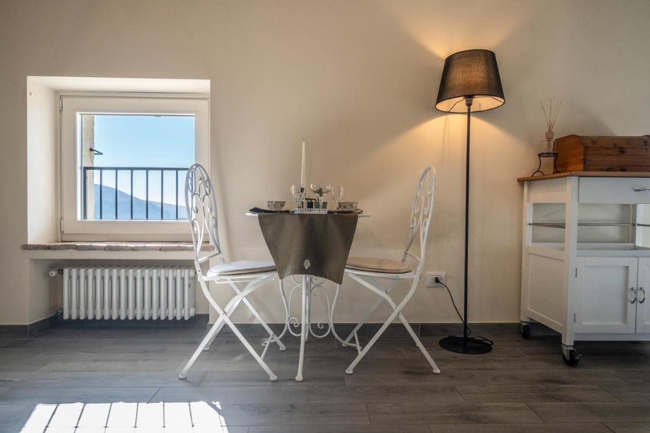 Agriturismo Maison 1933 Caprino Veronese Buitenkant foto