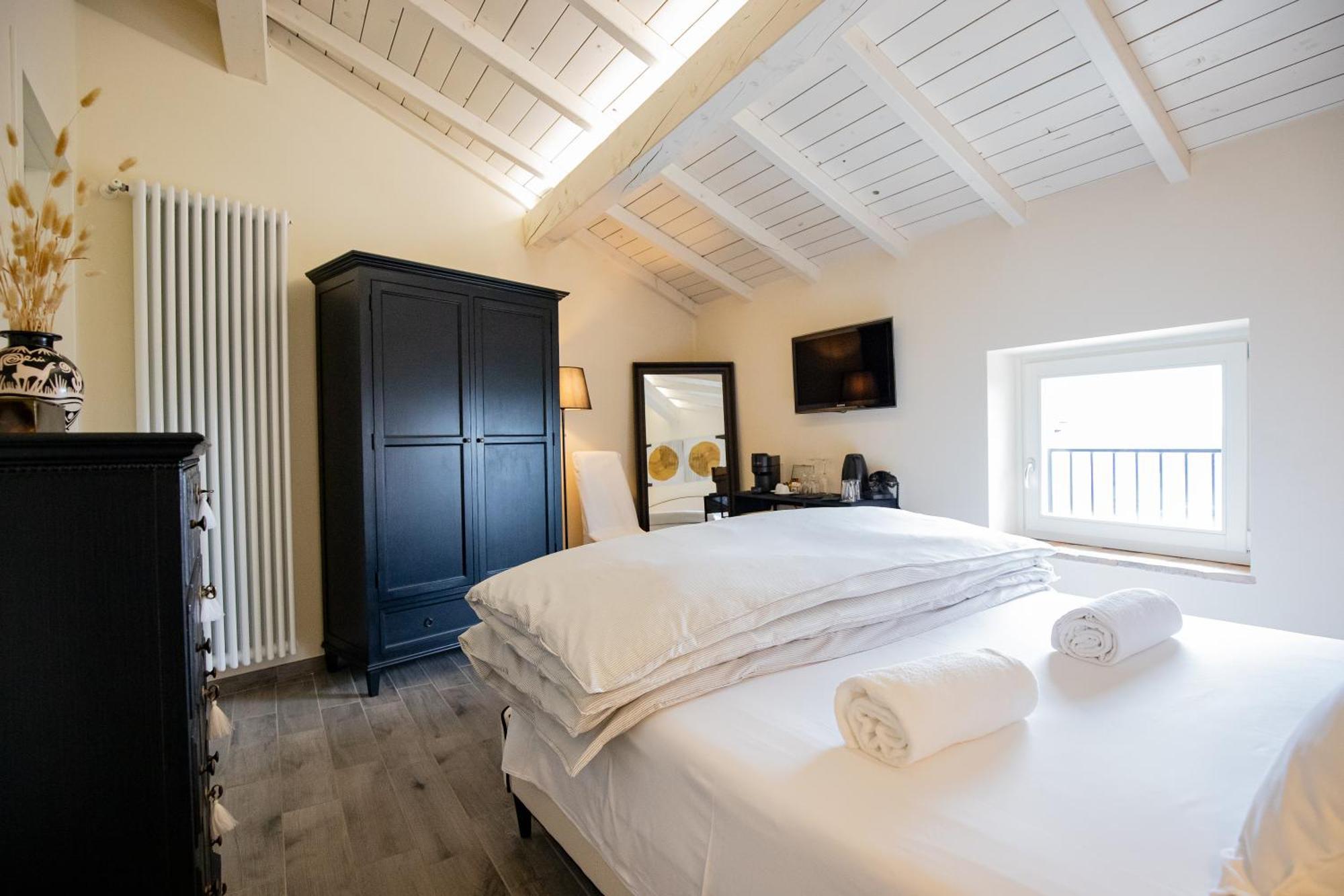 Agriturismo Maison 1933 Caprino Veronese Buitenkant foto